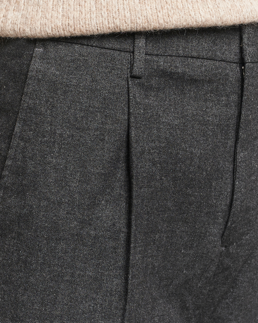 Mies | Housut | NN07 | Bill Pleated Brushed Cotton Trousers Black Melange