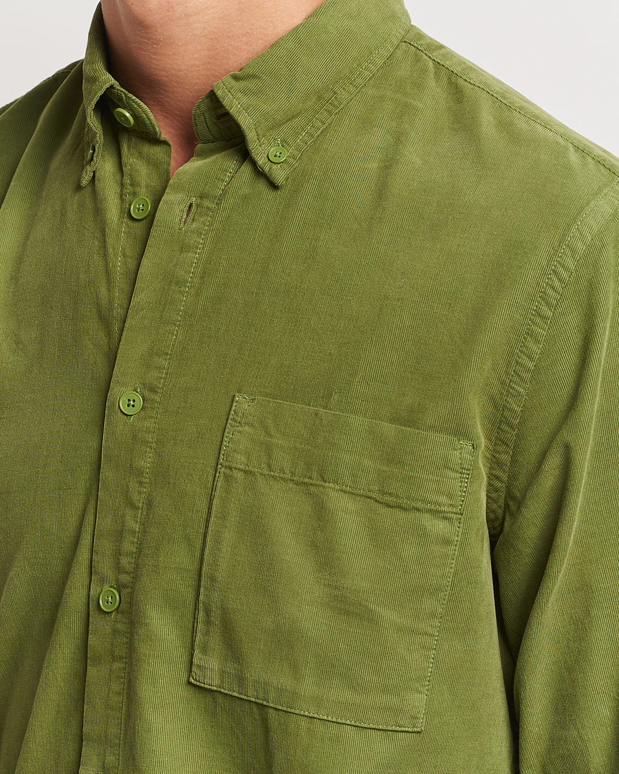 Mies | Kauluspaidat | NN07 | Arne Baby Cord Shirt Cedar Green