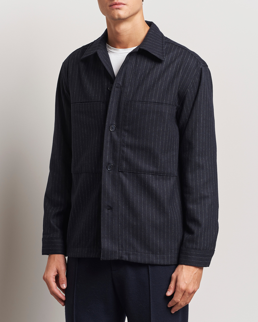 Mies | Kauluspaidat | NN07 | Isak Wool Overshirt Navy Blue Pinstripe