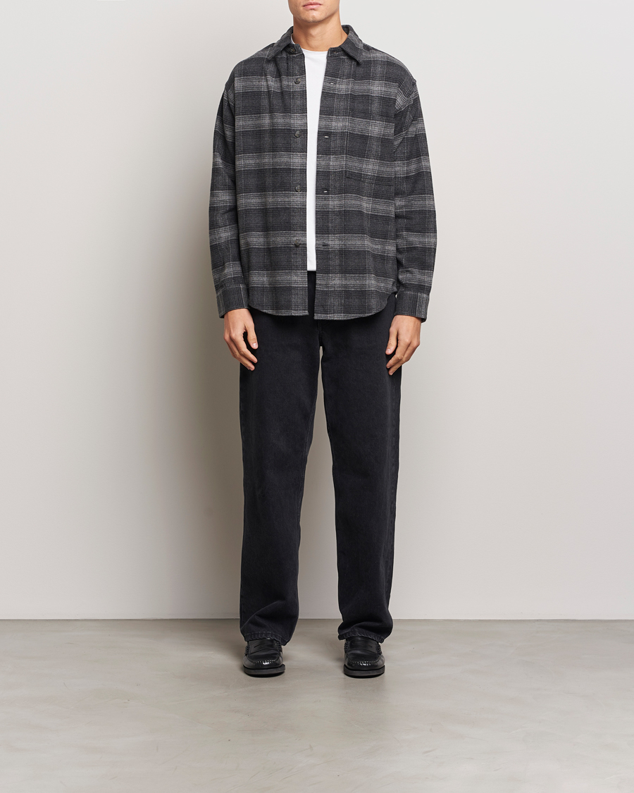 Mies | Kauluspaidat | NN07 | Adwin Checked Flannel Overshirt Black/Grey