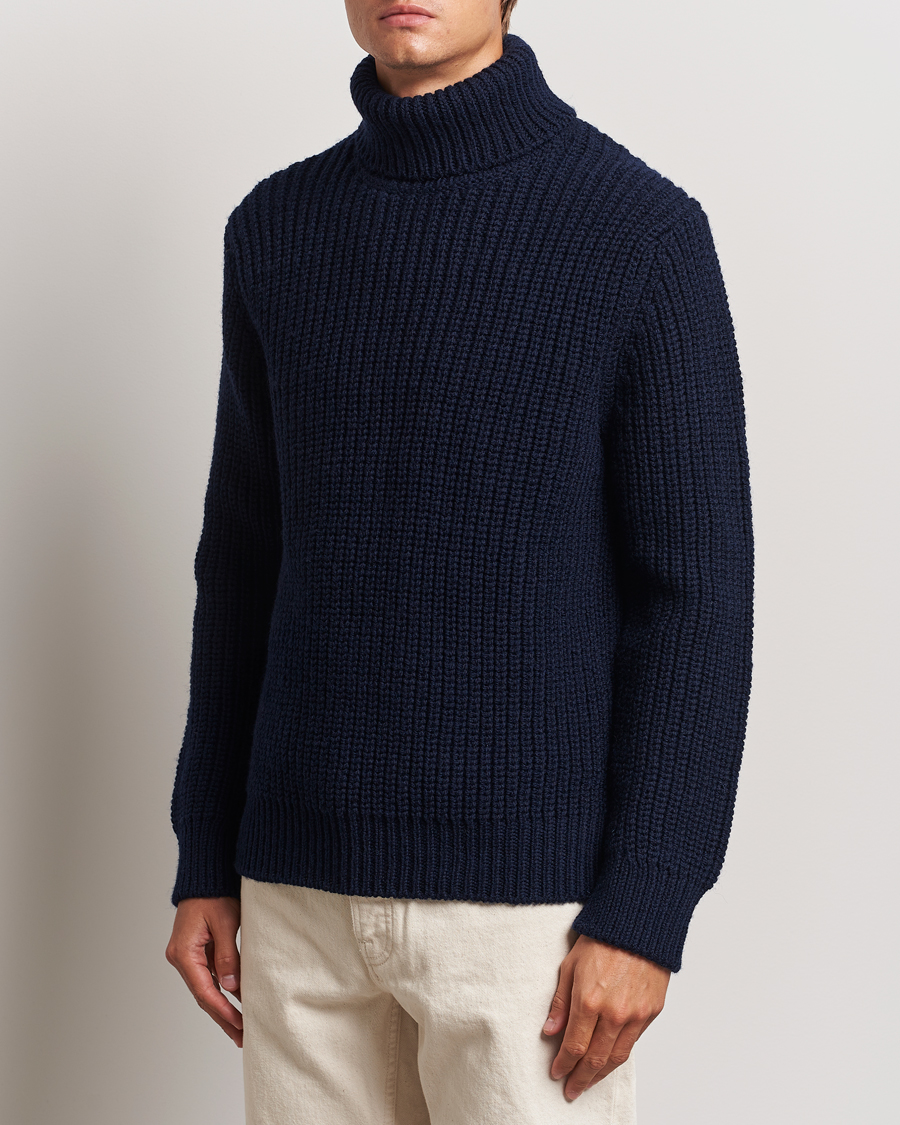 Mies | Puserot | Nudie Jeans | August Chunky Wool Knitted Rollneck Navy