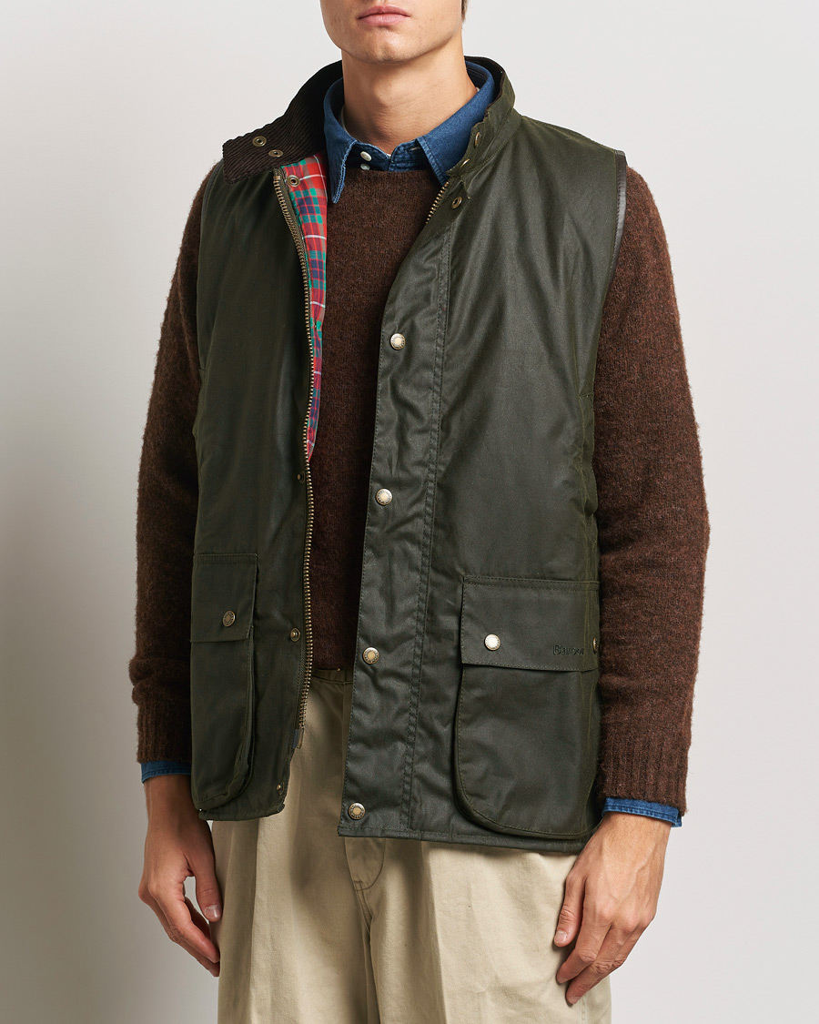 Mies | Takit | Baracuta | x Barbour Wax Gilet Olive