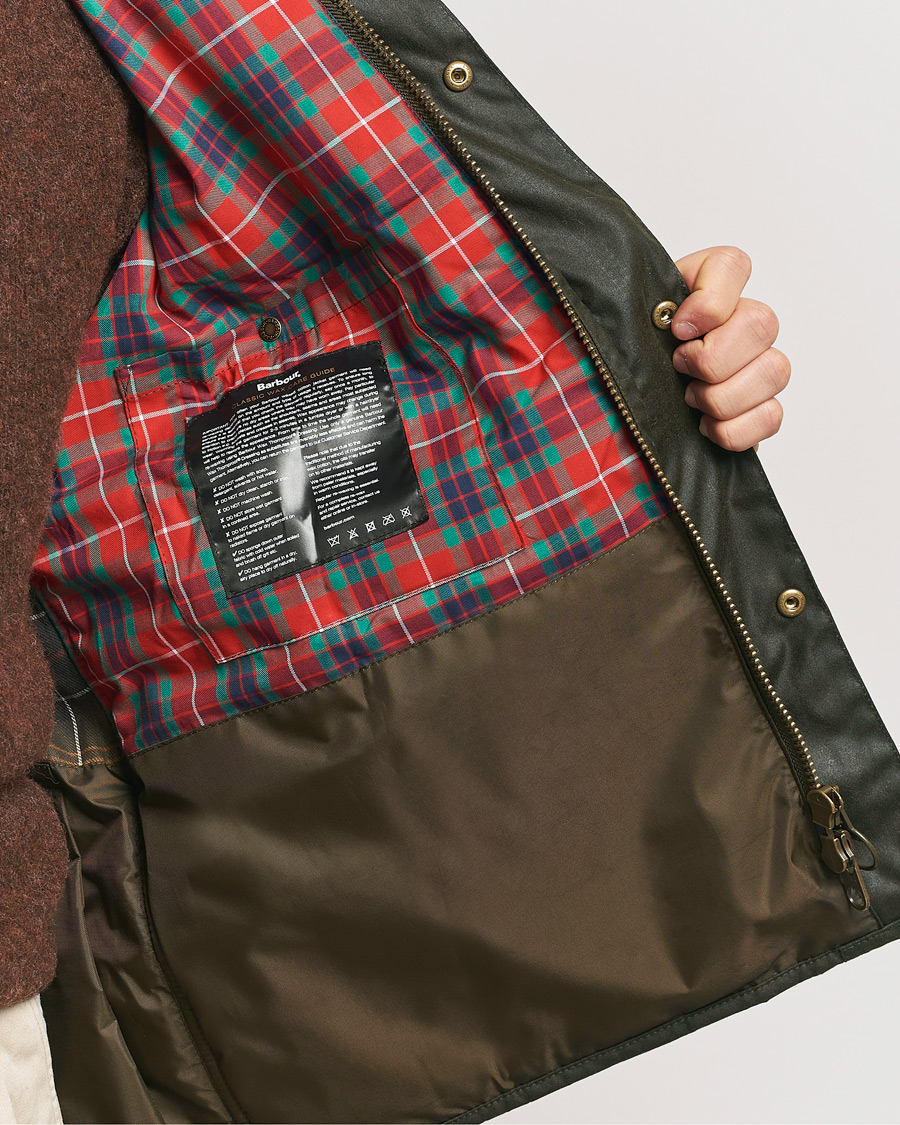 Mies | Takit | Baracuta | x Barbour Wax Gilet Olive