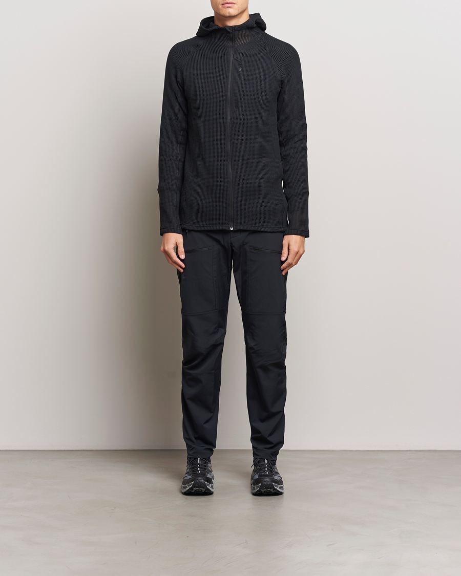 Mies | Puserot | Houdini | Pace Flow Breathable Houdi True Black