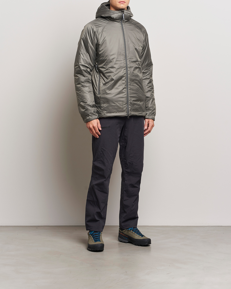 Mies | Takit | Houdini | Dunfri Primaloft Padded Jacket Greeness
