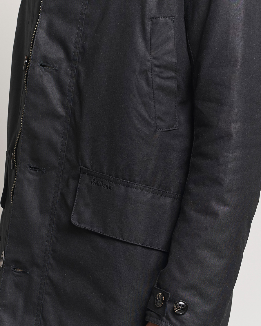 Mies | Takit | Barbour Lifestyle | Waxed Mac Black