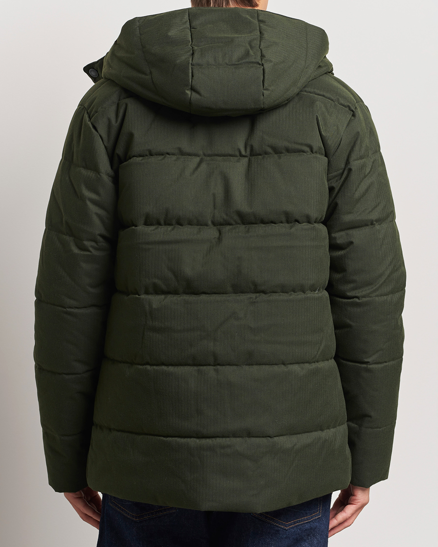 Mies | Takit | Barbour Lifestyle | Brampton Puffer Jacket Sage
