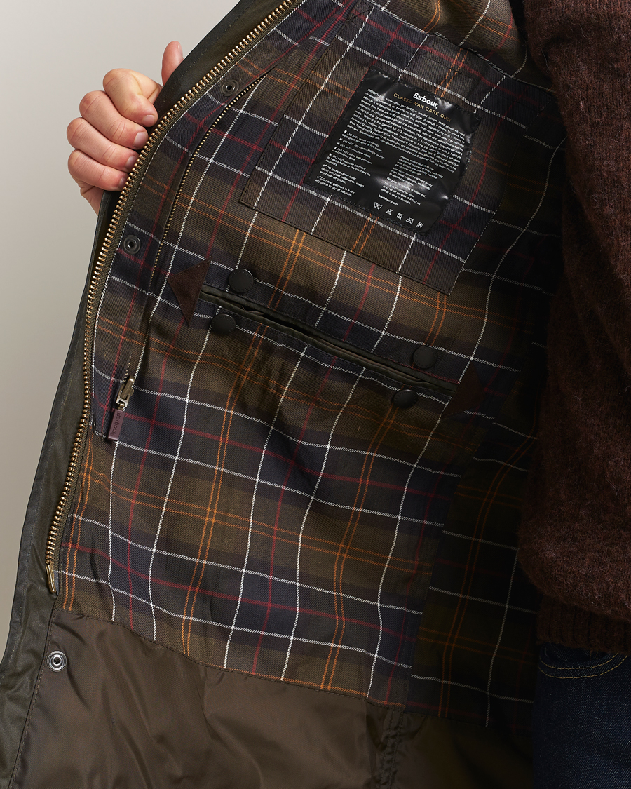 Mies | Takit | Barbour Lifestyle | Border Wax Coat Archive Olive