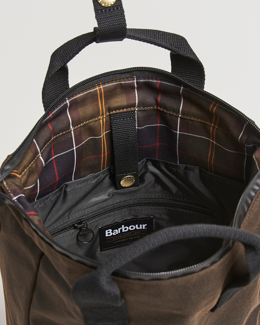 Mies | Barbour Lifestyle Field Wax Backpack Olive/Black | Barbour Lifestyle | Field Wax Backpack Olive/Black