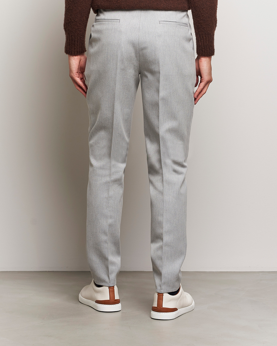 Mies | Housut | Brunello Cucinelli | Slim Fit Pleated Wool Trousers Light Grey