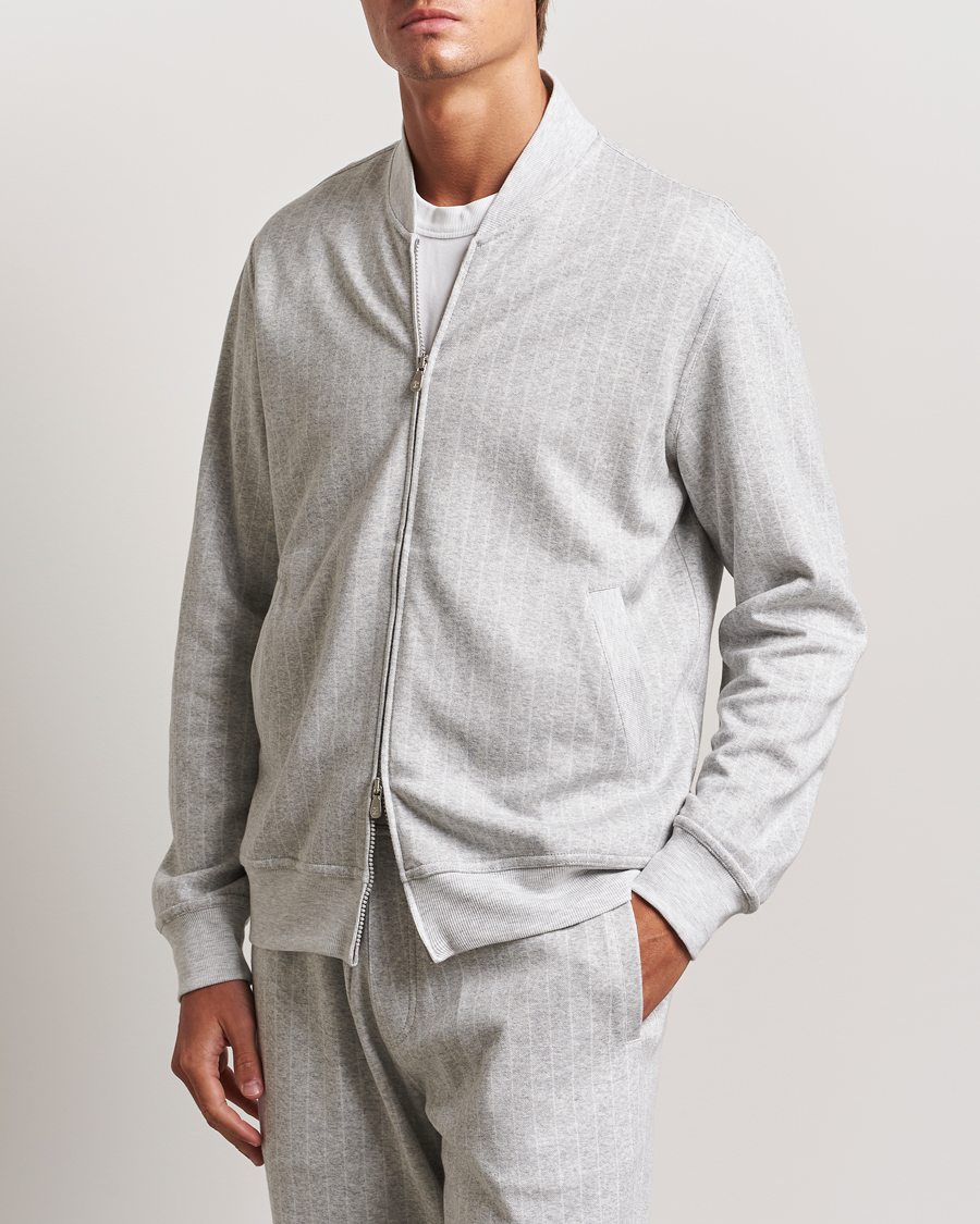 Mies | Puserot | Brunello Cucinelli | Soft Pinstripe Full Zip Sweater Pearl Grey