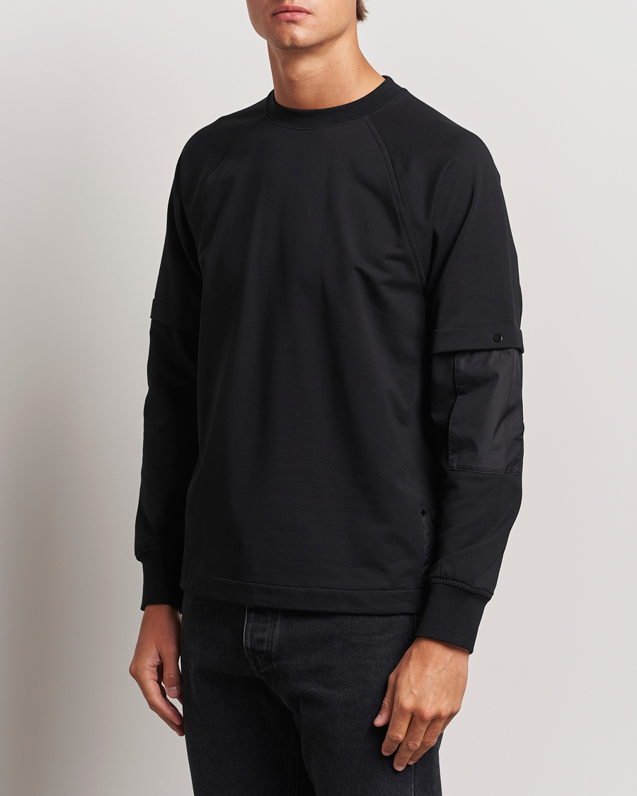 Mies | Puserot | C.P. Company | Metropolis Fleece Cotton Pertex Crew Neck Black