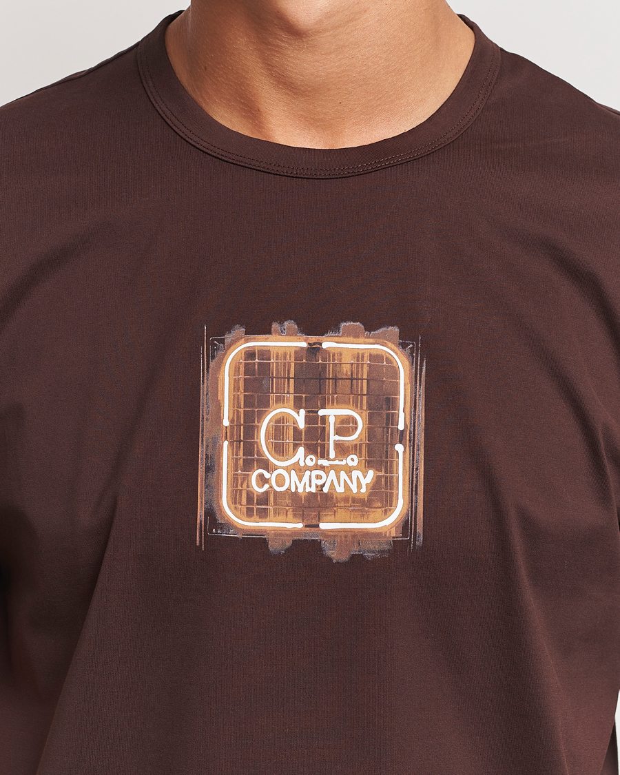 Mies | T-paidat | C.P. Company | Metropolis Mercerized Chest Logo T-Shirts Brown