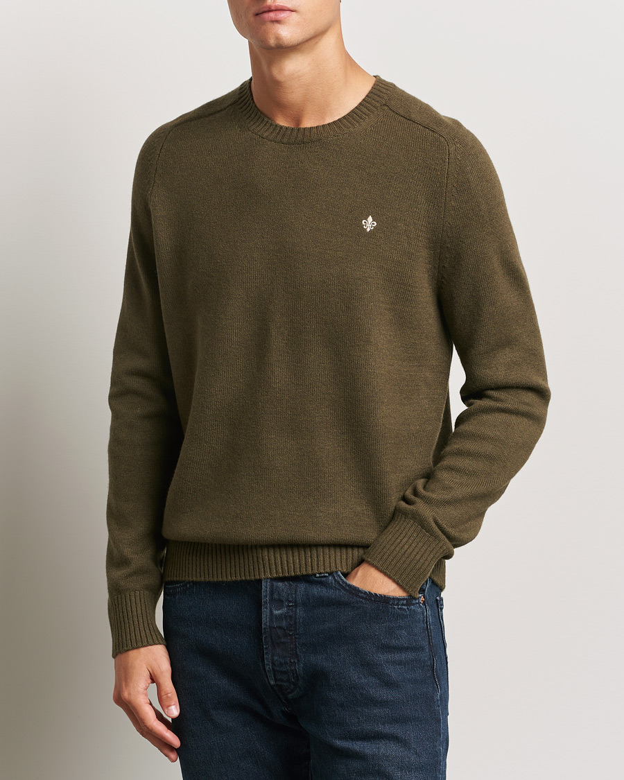 Mies | Puserot | Morris | Hertford Merino Crew Neck Olive