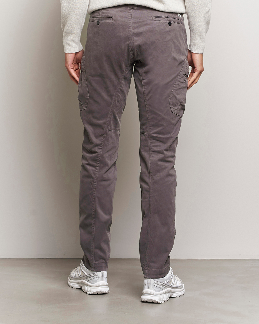 Mies | Housut | C.P. Company | Stretch Satin Lens Cargo Pants Dark Grey