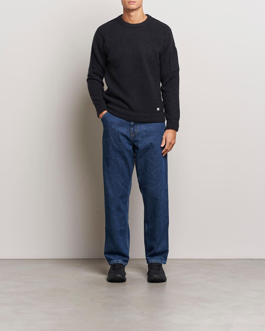 Mies | Puserot | C.P. Company | Alpaca Soft Knitted Crewneck Black