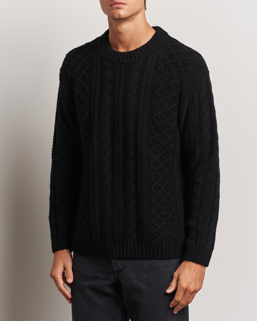 Mies | Puserot | C.P. Company | Heavy Knitted Lambswool Crewneck Black