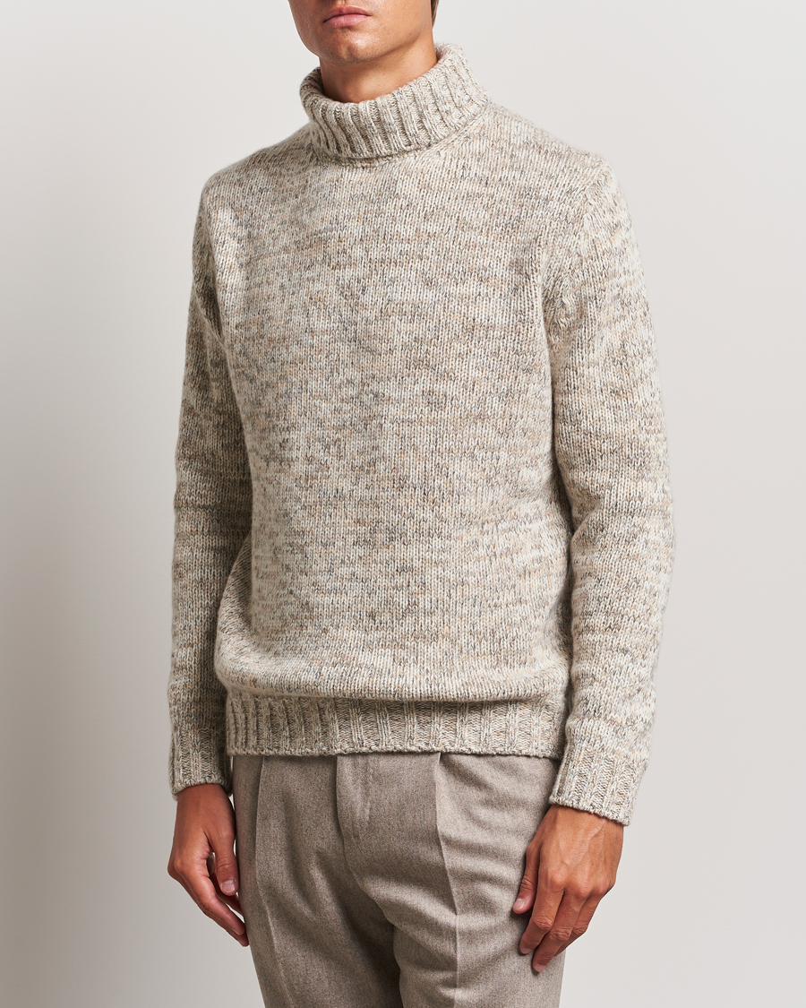 Mies | Puserot | Oscar Jacobson | Mika Heavy Knitted Merino Rollneck Beige