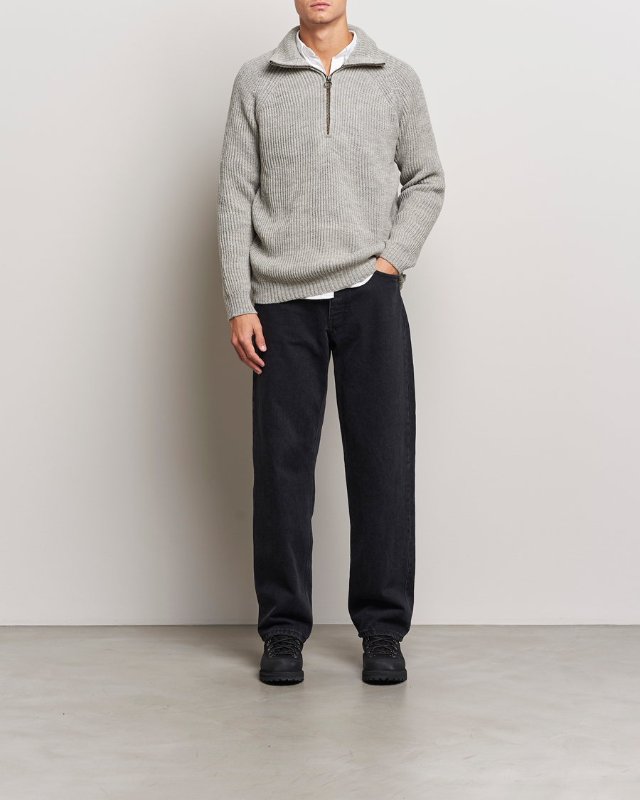 Mies | Puserot | Peregrine | Ford Knitted Wool Half Zip Light Grey
