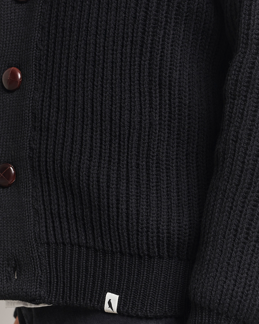 Mies | Puserot | Peregrine | Wilkinson Ribbed Wool Cardigan Black