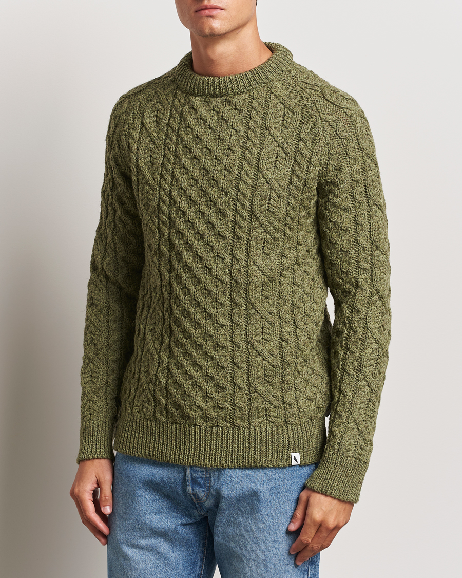 Mies | Puserot | Peregrine | Hudson Wool Aran Knitted Jumper Apple
