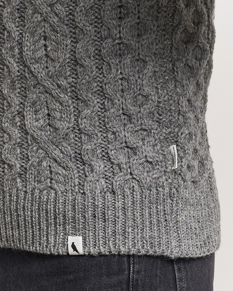 Mies | Puserot | Peregrine | Hudson Wool Aran Knitted Jumper Steel