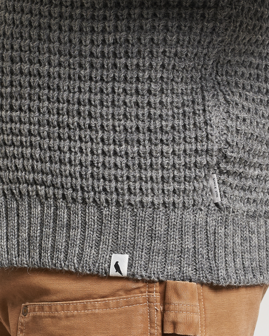 Mies | Puserot | Peregrine | Waffle Wool Shawl Cardigan Steel