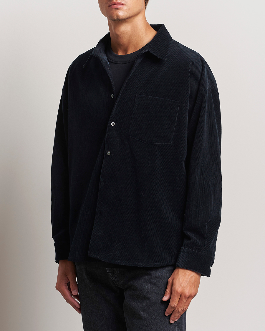 Mies | Kauluspaidat | FRAME | Relaxed Corduroy Overshirt Dark Navy