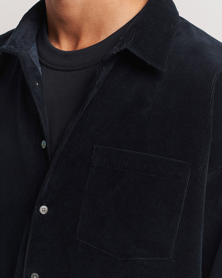 Mies | Kauluspaidat | FRAME | Relaxed Corduroy Overshirt Dark Navy