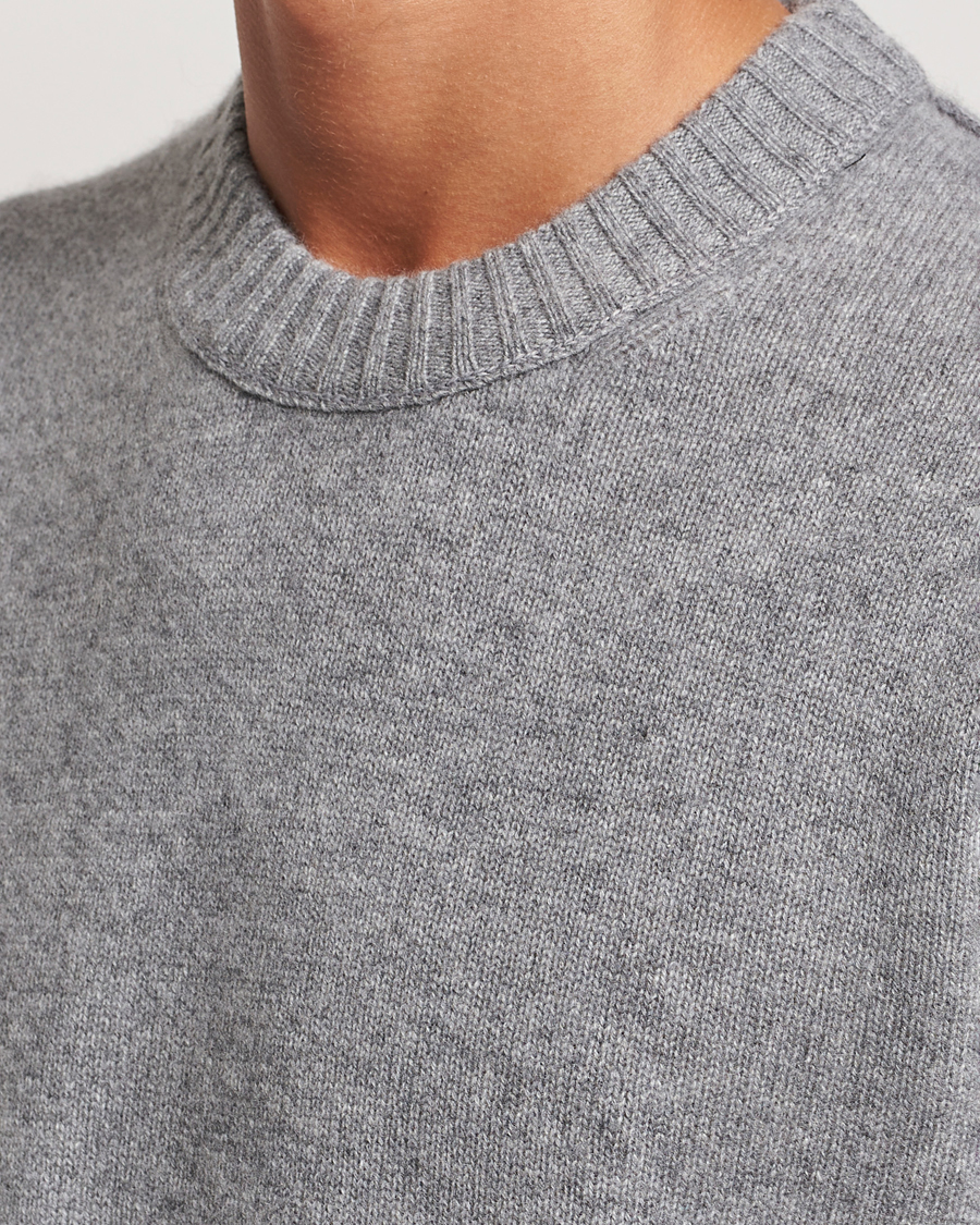 Mies | Puserot | FRAME | Cashmere Sweater Grey