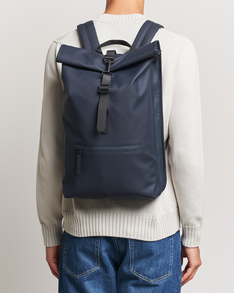 Mies | Laukut | RAINS | Rolltop Rucksack Navy