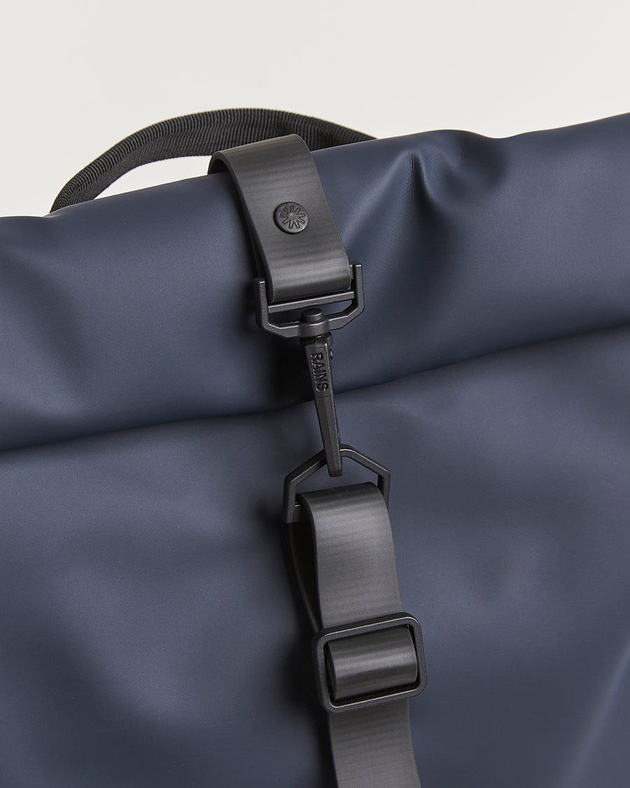 Mies | Laukut | RAINS | Rolltop Rucksack Navy