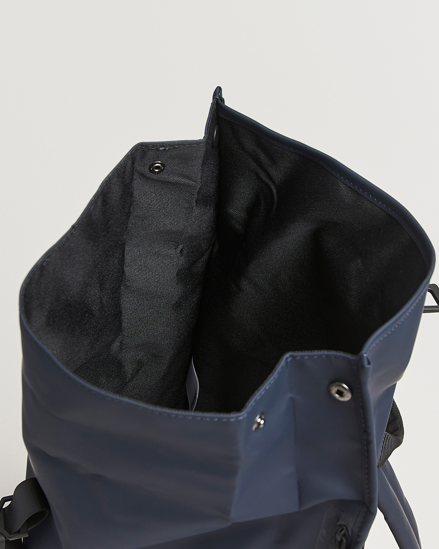 Mies | Laukut | RAINS | Rolltop Rucksack Navy