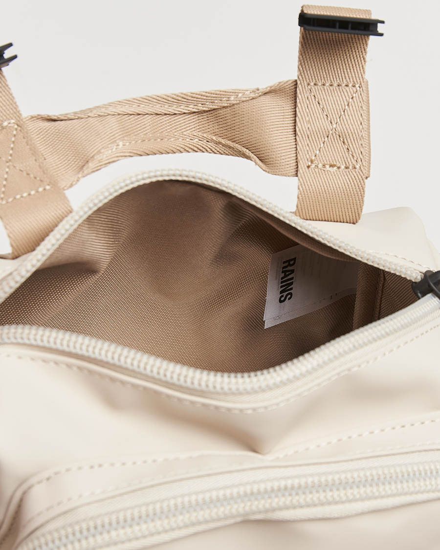 Mies | RAINS Trail Crossbody Bag Dune | RAINS | Trail Crossbody Bag Dune