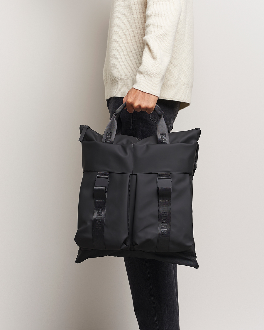 Mies | RAINS Trail Tote Bag Black | RAINS | Trail Tote Bag Black