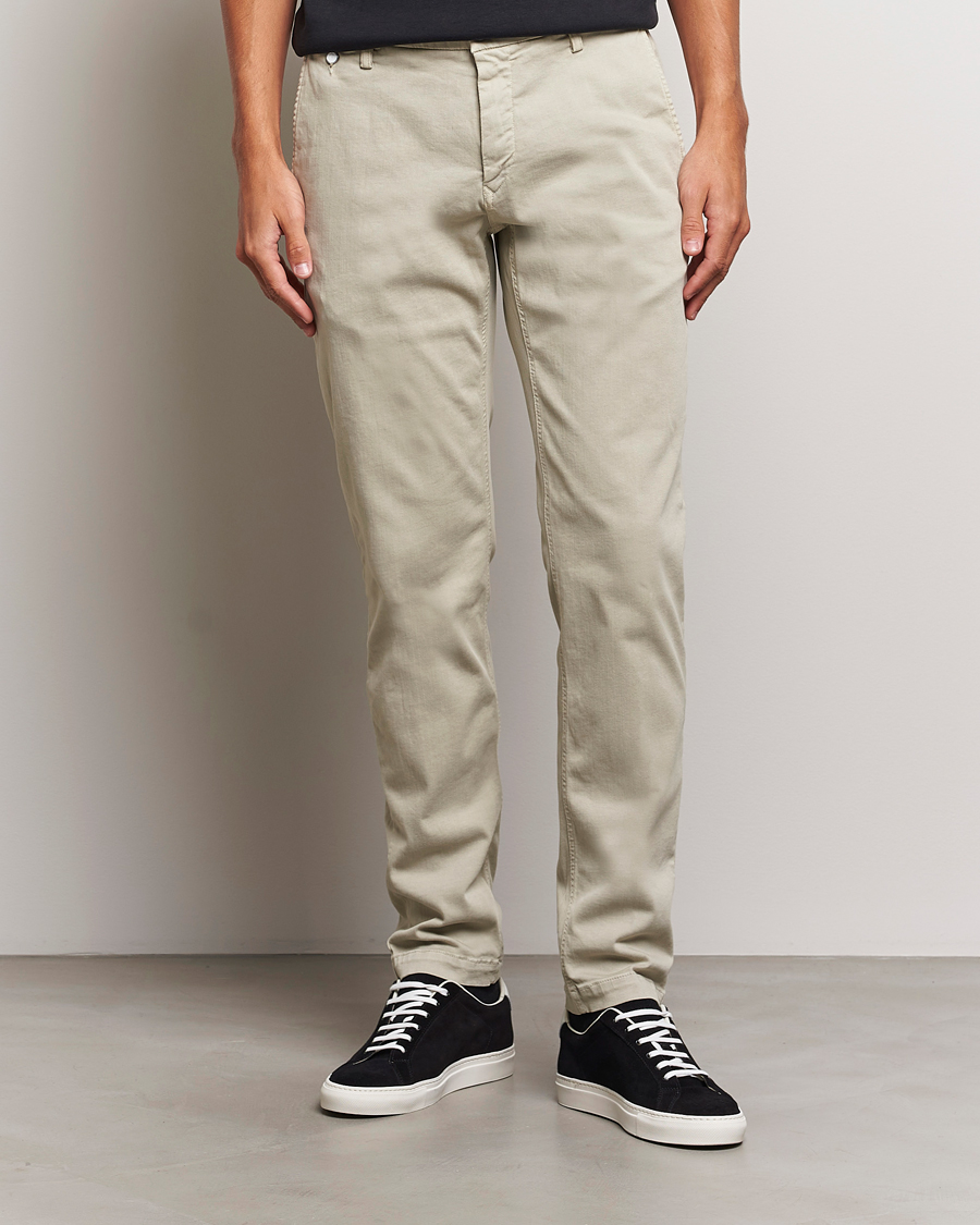 Mies | Housut | Replay | Benni Hyperflex X-Lite Chinos Moon Grey