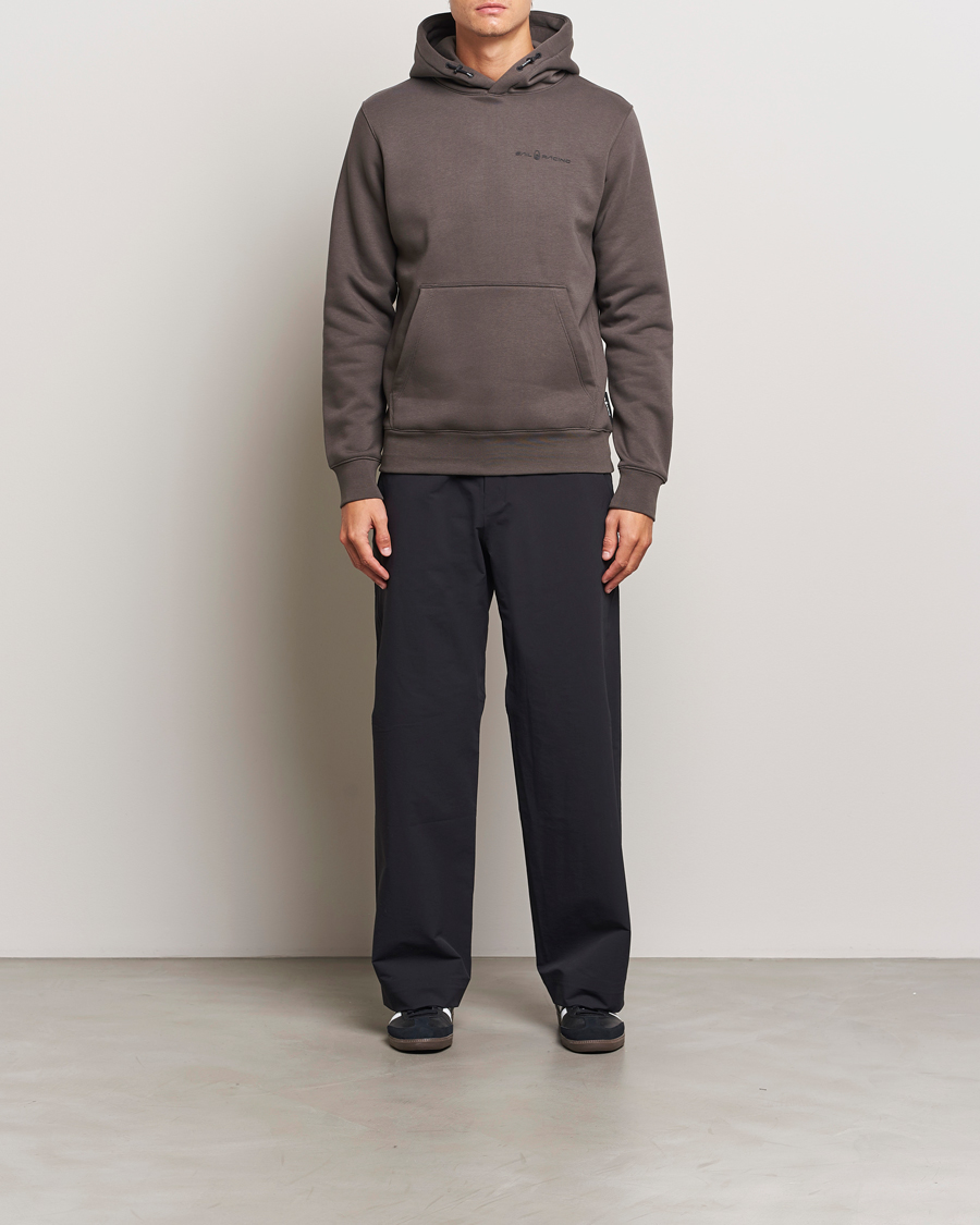 Mies | Puserot | Sail Racing | Bowman Hoodie Asphalt