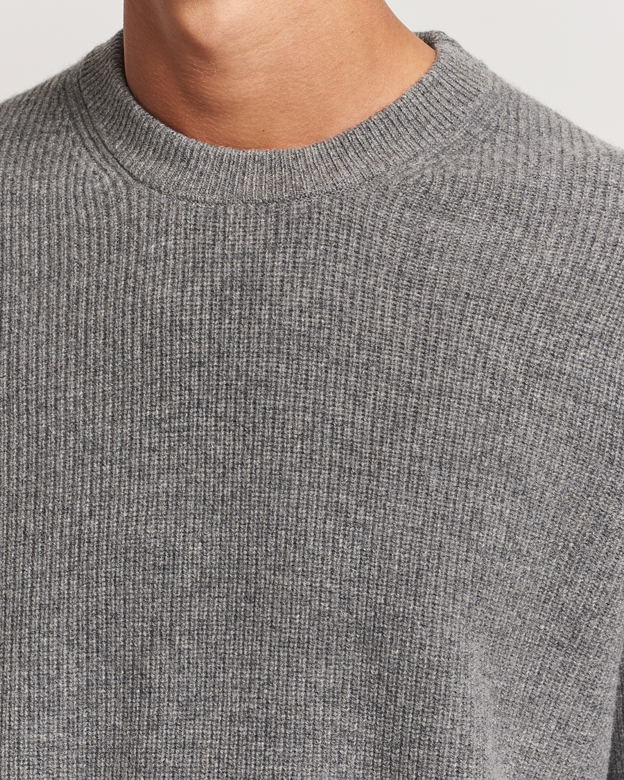 Mies | Puserot | Samsøe Samsøe | Isaks Knitted Crew Neck Dark Grey Melange