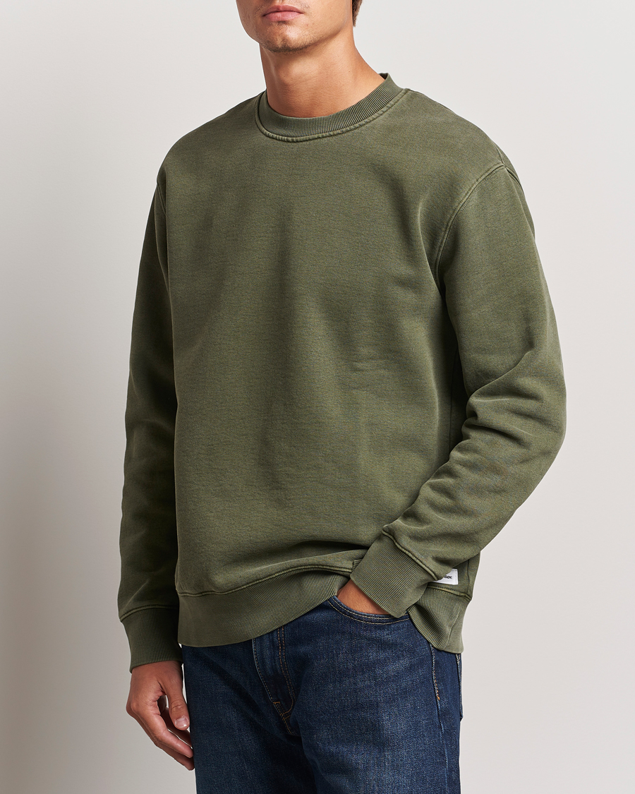Mies | Puserot | Samsøe Samsøe | Pigment Dyed Crew Neck Sweatshirt Forest Night