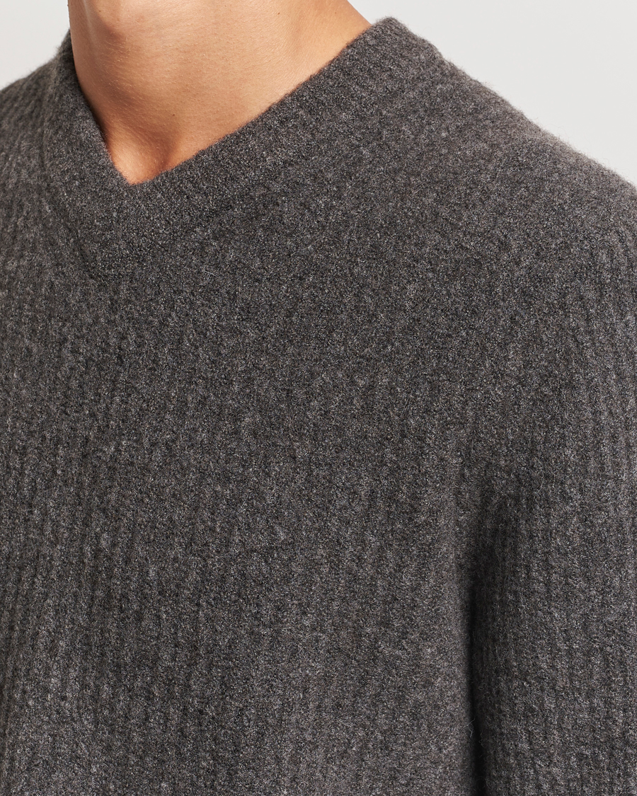 Mies | Puserot | Samsøe Samsøe | Koji Rib Knitted V-Neck Volcanic Ash