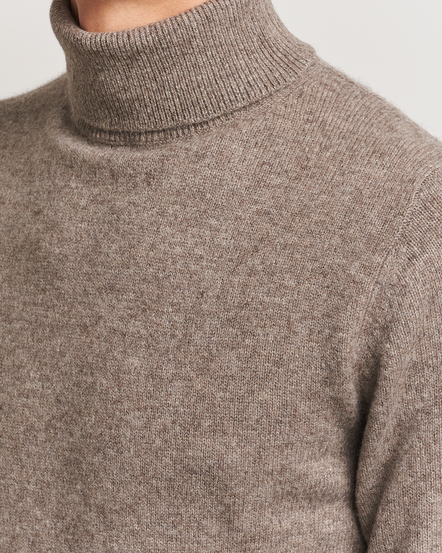 Mies | Puserot | Stenströms | Knitted Yak/Merino Rollneck Brown