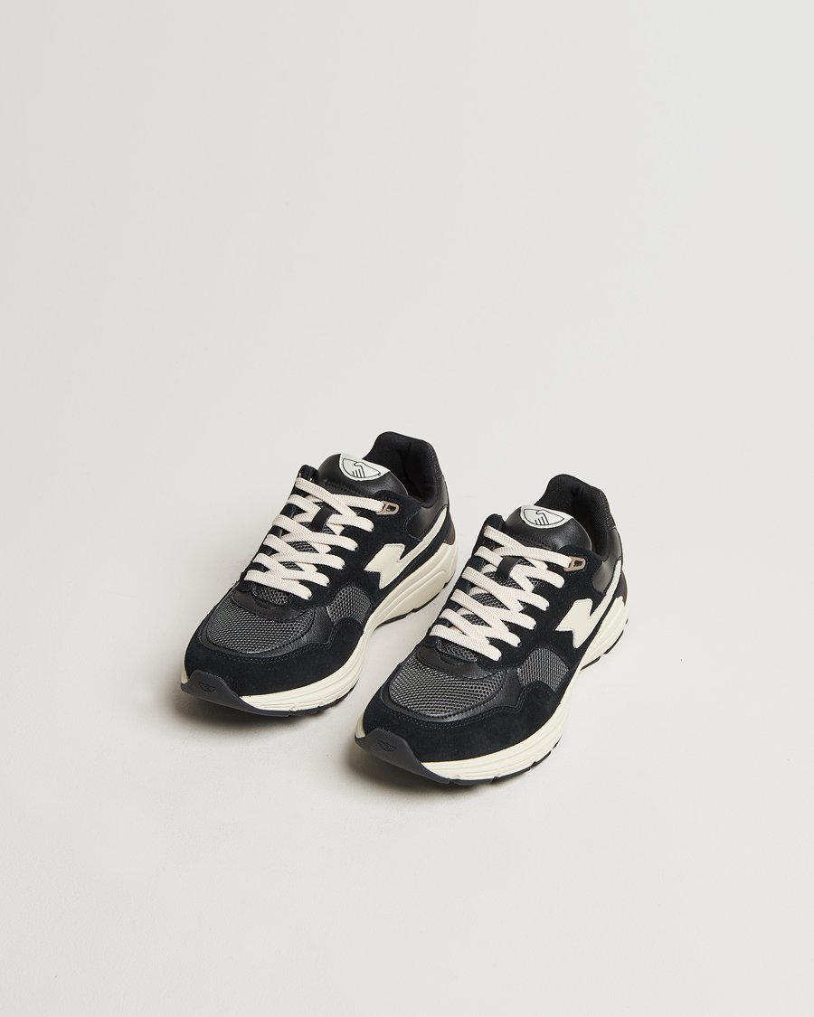 Mies | Stepney Workers Club Amiel S-Strike Suede Sneaker Black | Stepney Workers Club | Amiel S-Strike Suede Sneaker Black