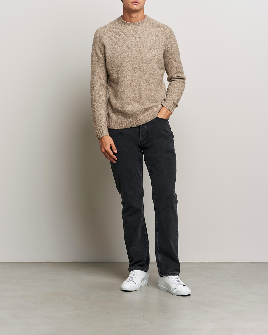 Mies | Puserot | Tiger of Sweden | Adryan Yak/Alpaca Knitted Sweater Dirt Tape