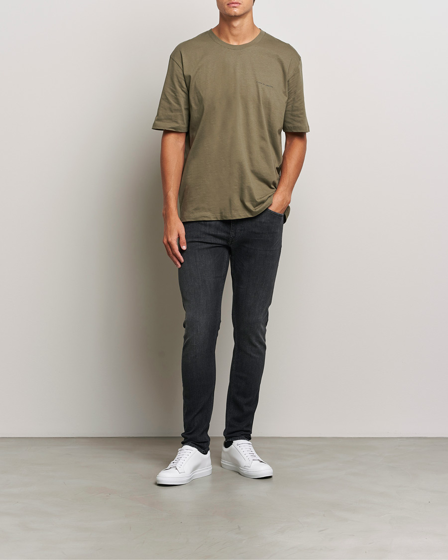 Mies | Farkut | Tiger of Sweden | Evolve Stretch Cotton Jeans Washed Black