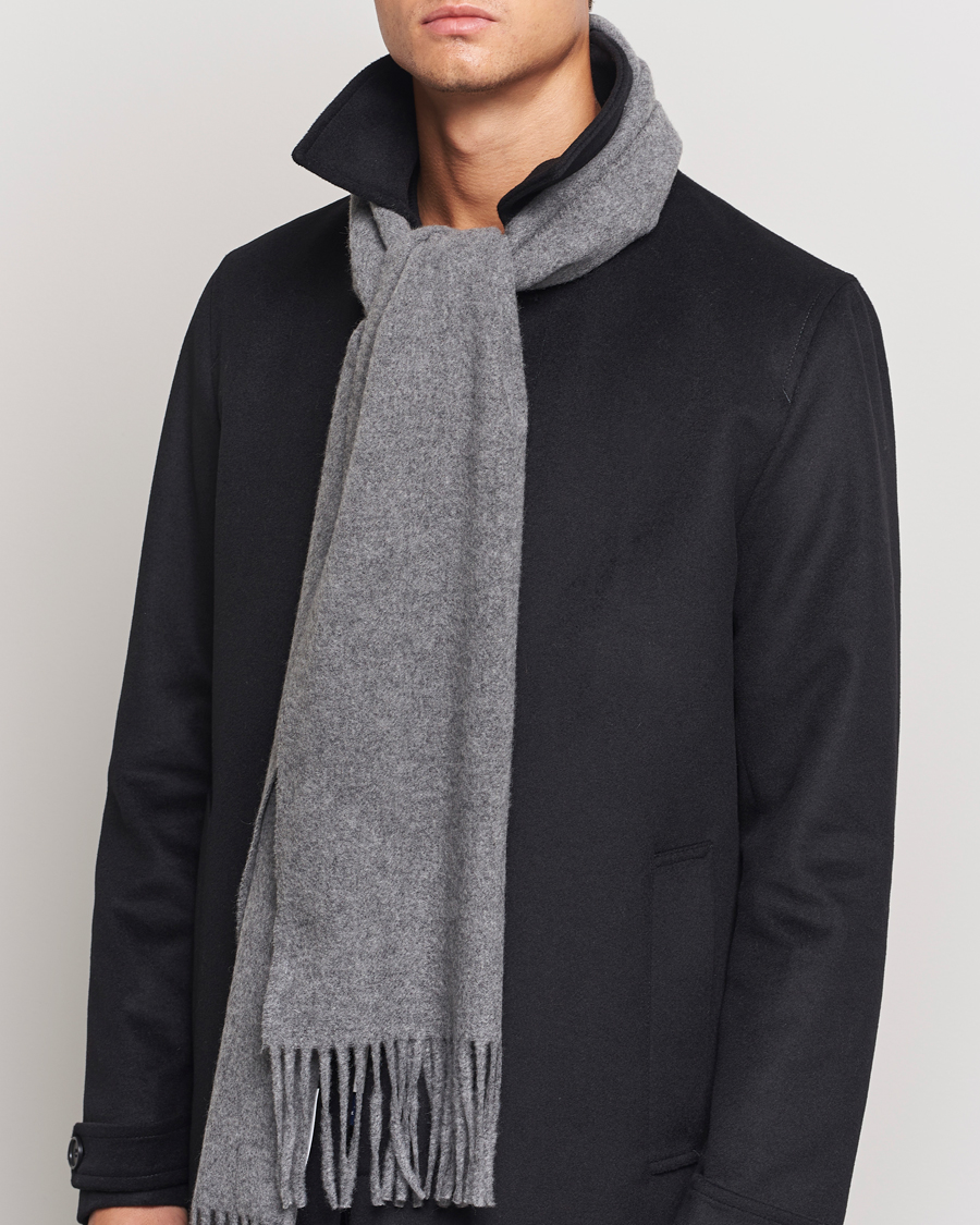 Mies | Tiger of Sweden Sylan Wool Scarf Charcoal | Tiger of Sweden | Sylan Wool Scarf Charcoal