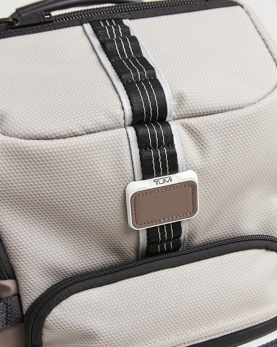 Mies | TUMI Alpha Bravo Reserve Backpack Chalk | TUMI | Alpha Bravo Reserve Backpack Chalk