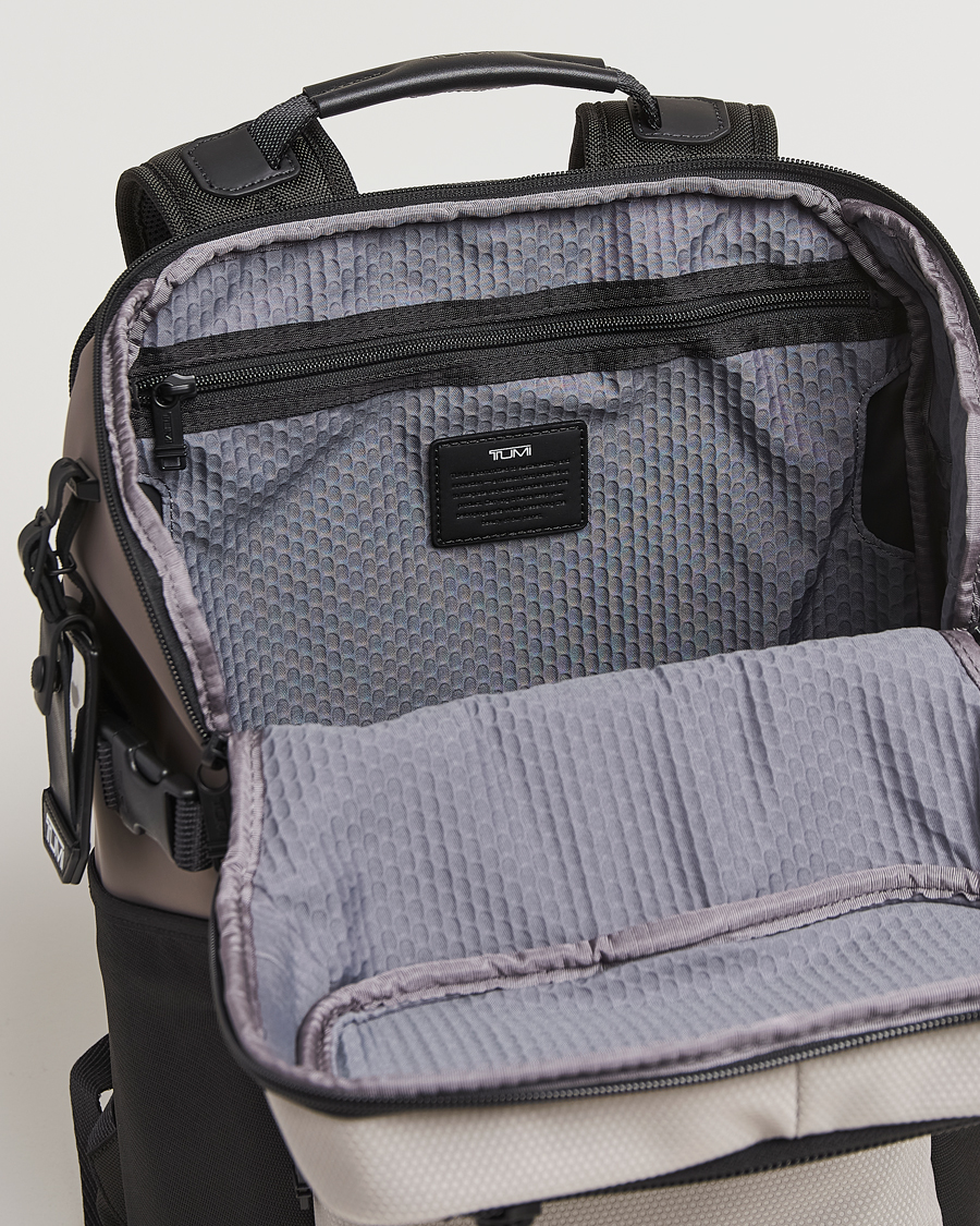 Mies | TUMI Alpha Bravo Reserve Backpack Chalk | TUMI | Alpha Bravo Reserve Backpack Chalk