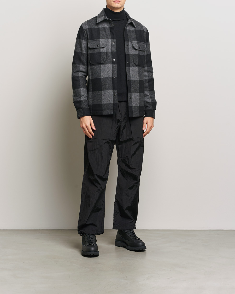 Mies | Takit | Woolrich | Alaskan Melton Wool Overshirt Charcoal Buffalo