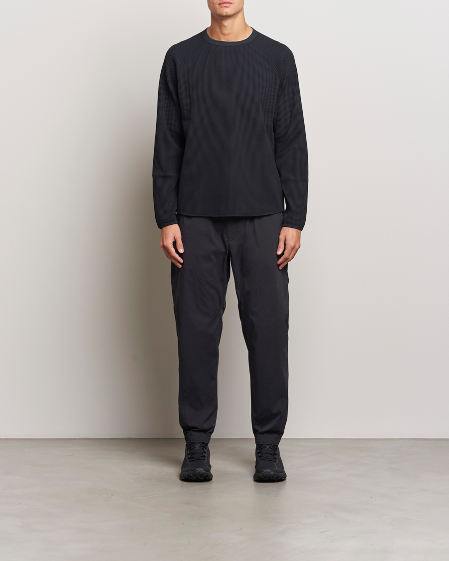 Mies | T-paidat | Goldwin | WF Light Long Sleeve T-Shirt Black