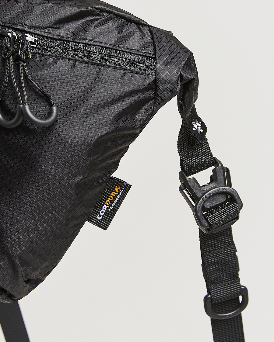 Mies | Goldwin Cordura Rip-Stop Shoulder Bag Black | Goldwin | Cordura Rip-Stop Shoulder Bag Black